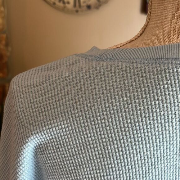 Juniors' SO Cropped Thermal Top Size XL Light Blue - Picture 9 of 13